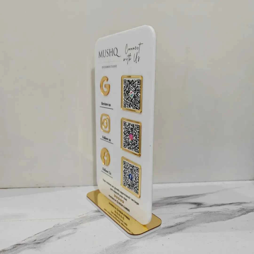 3 QR Standee vertical