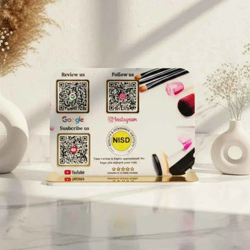 Makeup Studio 3 QR Standee
