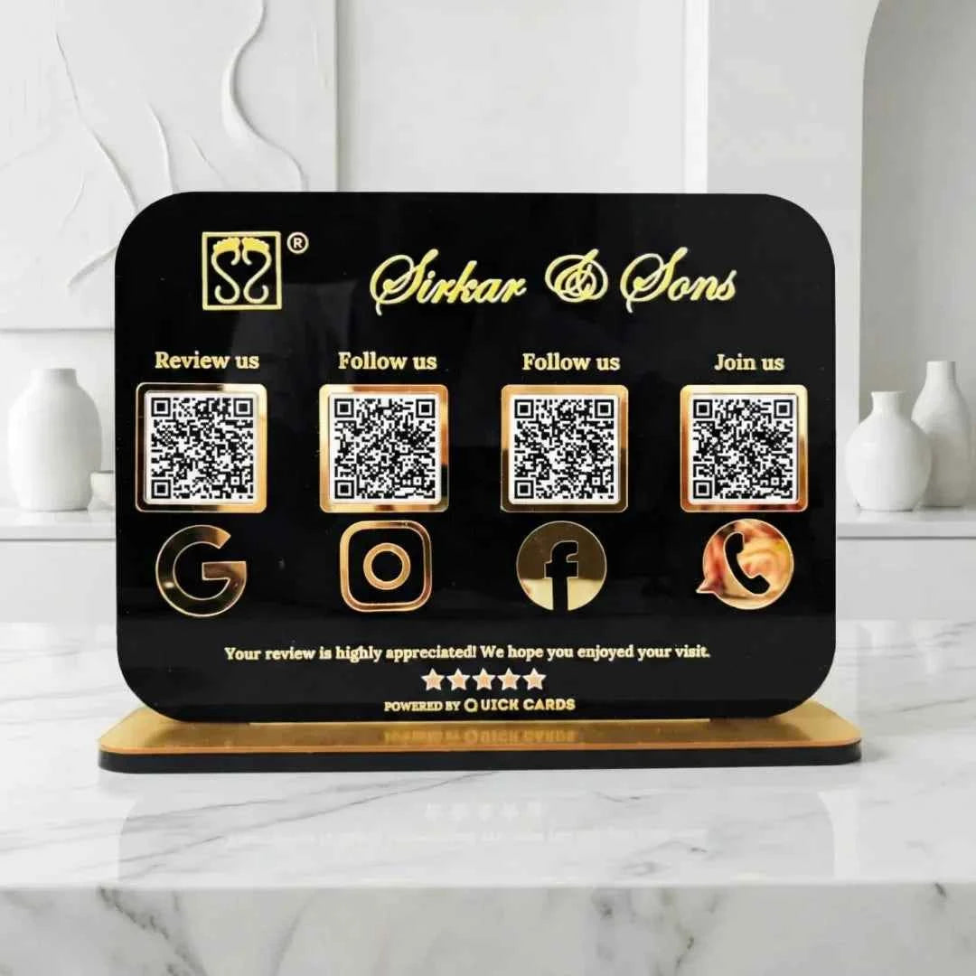 4 QR black Standee