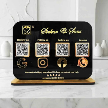 4 QR black Standee